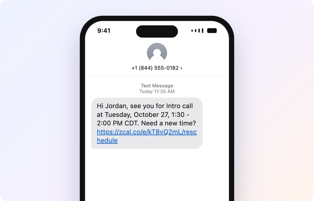 Een herinneringssms van zcal op een telefoon, met de tijd van de afspraak en een link om te verzetten